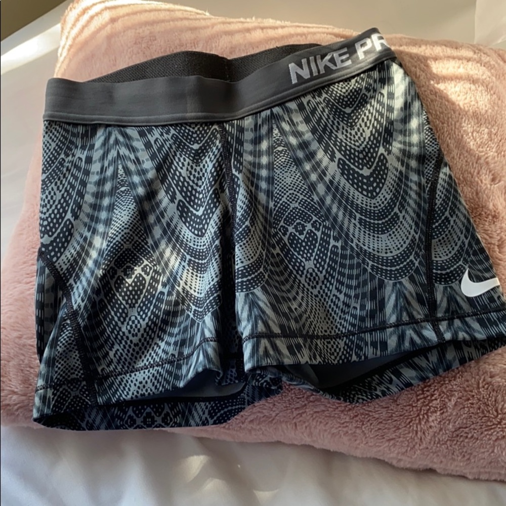 Nike Pro Dri - Fit Athletic Spandex Shorts